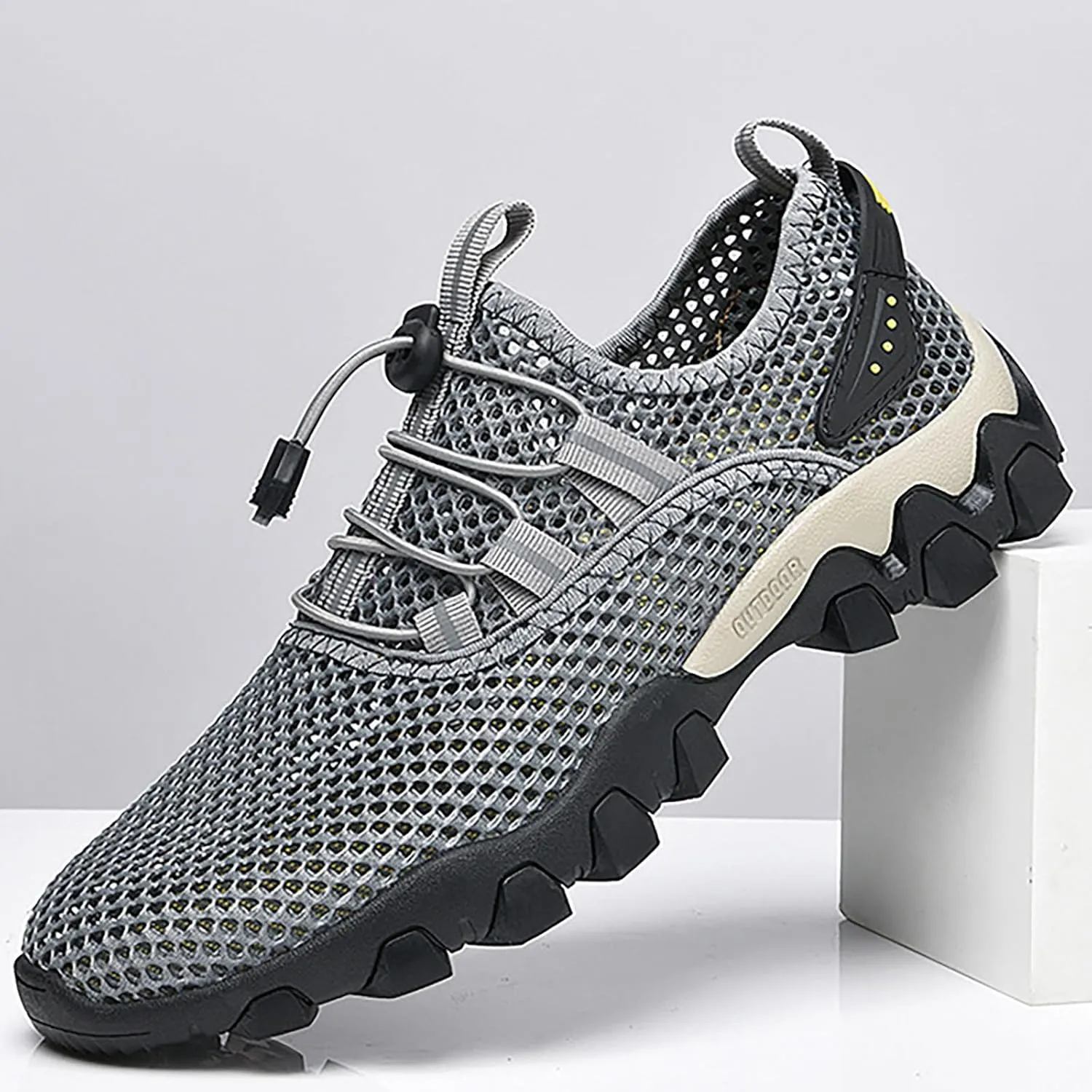 Men's Summer Breathable Mesh Sports Casual Shoes Men's Hiking Shoes Tourism Hiking Fanning Sandals