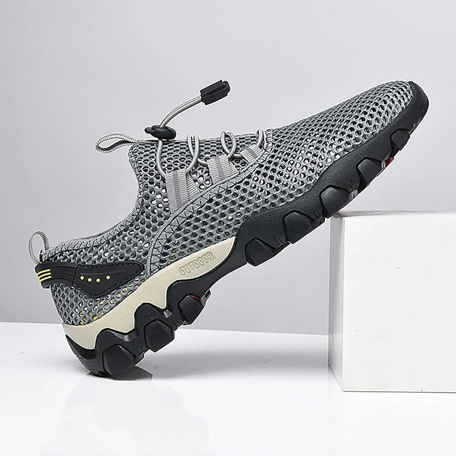 Men's Summer Breathable Mesh Sports Casual Shoes Men's Hiking Shoes Tourism Hiking Fanning Sandals